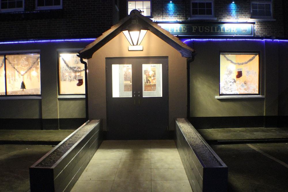 The Fusilier Inn Wembley Kültér fotó